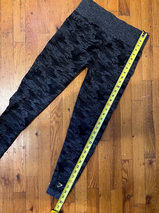 Gymshark Women's Adapt Camo Seamless Leggings - Asphalt Grey/Black - Picture 11 of 13